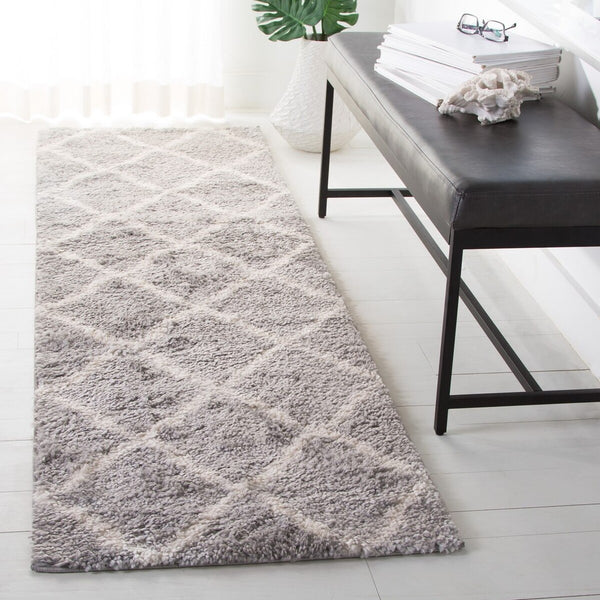 Parma Shag 521 Shag & Flokati Power Loomed Polypropylene Pile Rug Grey / Cream