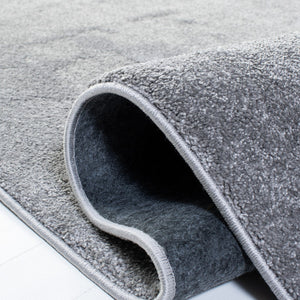 Plain And Solid 300 Plain And Solid 320 Solid & Tonal Power Loomed Polypropylene Pile Rug Grey