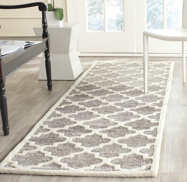 Safavieh Precious PRE152 Hand Tufted Rug