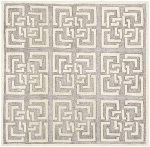 Safavieh Precious PRE154 Hand Tufted Rug