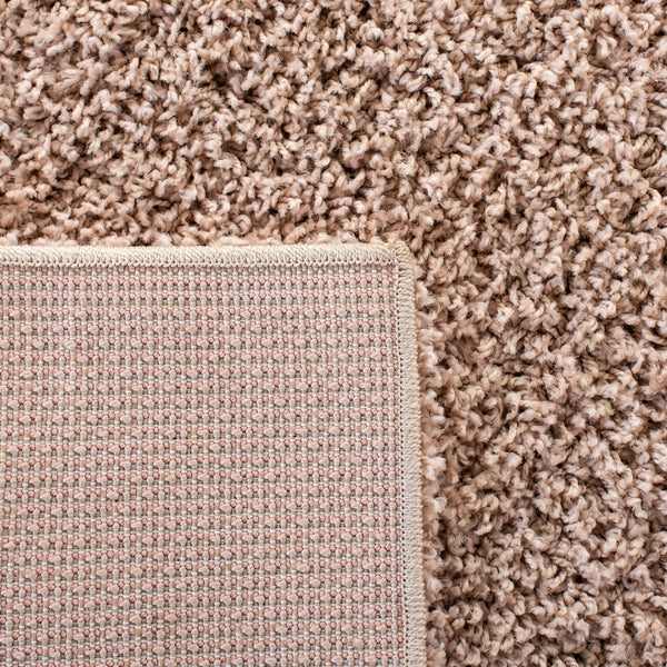 Safavieh Primo PRM300 Power Loomed Rug