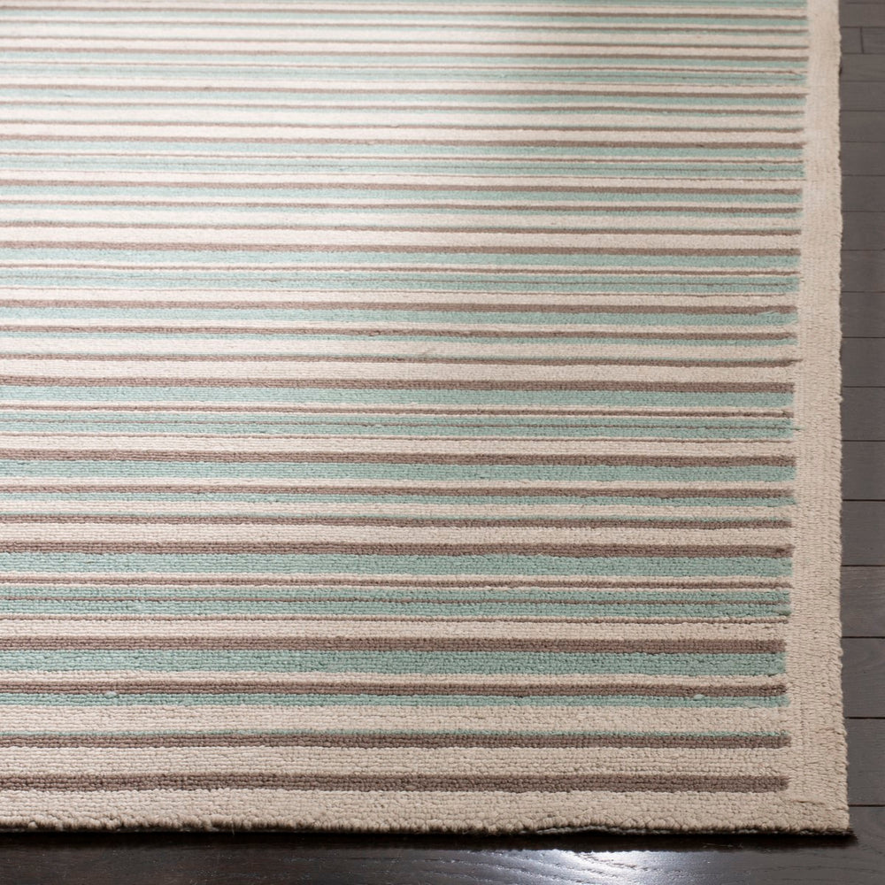 Safavieh Patio PTR223 Rug