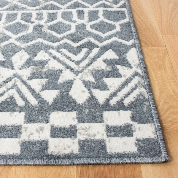 Safavieh Pyramid 205 Power Loomed 52% Polypropylene/11% Polyester/13% Latex Bohemian Rug PYR205A-9