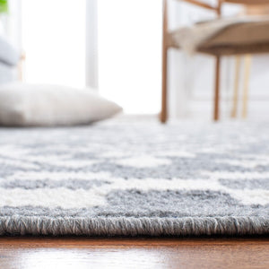 Safavieh Pyramid 205 Power Loomed 52% Polypropylene/11% Polyester/13% Latex Bohemian Rug PYR205A-9