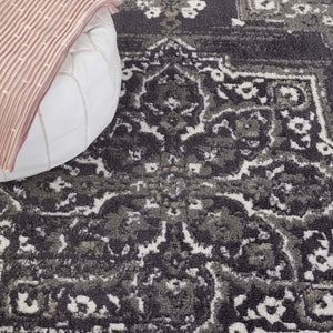 Safavieh Pyramid 214  Power Loomed Rug Charcoal / Ivory PYR214H-9