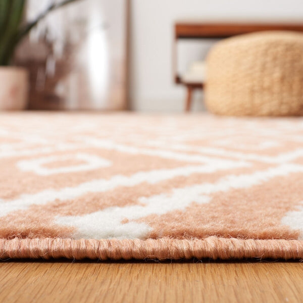 Safavieh Pyramid 219  Power Loomed Rug Rust / Ivory PYR219P-9