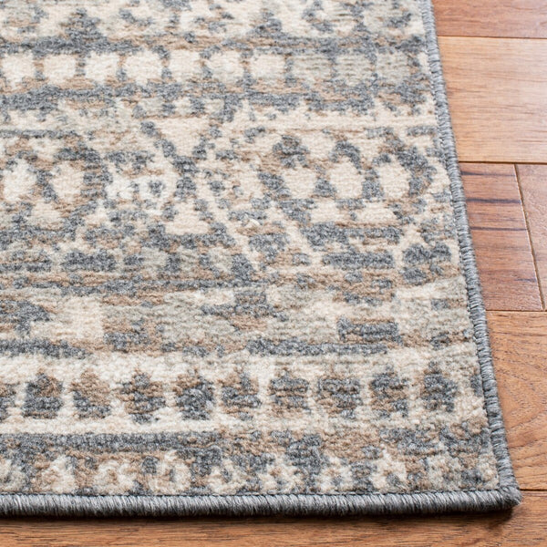Safavieh Pyramid 260 Power Loomed 52% Polypropylene/11% Polyester/13% Latex Bohemian Rug PYR260A-9