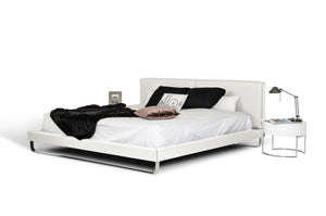 VIG Furniture Eastern King Modrest Ramona Modern White Leatherette Bed VGJY-4016-WHT-BED-EK