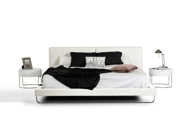 VIG Furniture Eastern King Modrest Ramona Modern White Leatherette Bed VGJY-4016-WHT-BED-EK