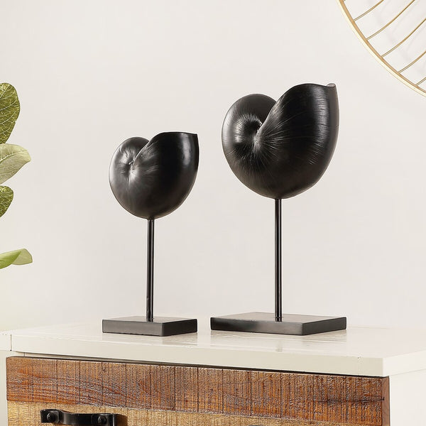 Resi Chic Snail Table Decor Set of 2 – Elegant Polyresin Sculptures on Sleek Black Pedestals