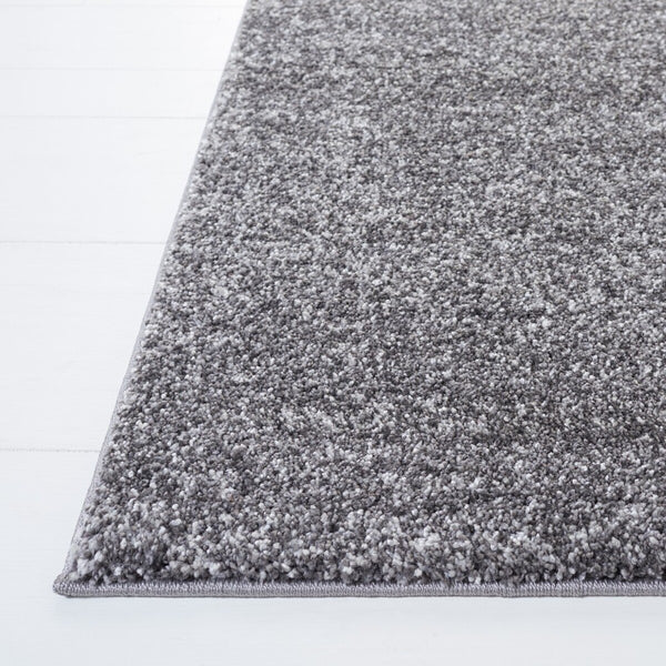 Safavieh Retro 560 Power Loomed 100% Polypropylene Solid & Tonal Rug RET560H-9