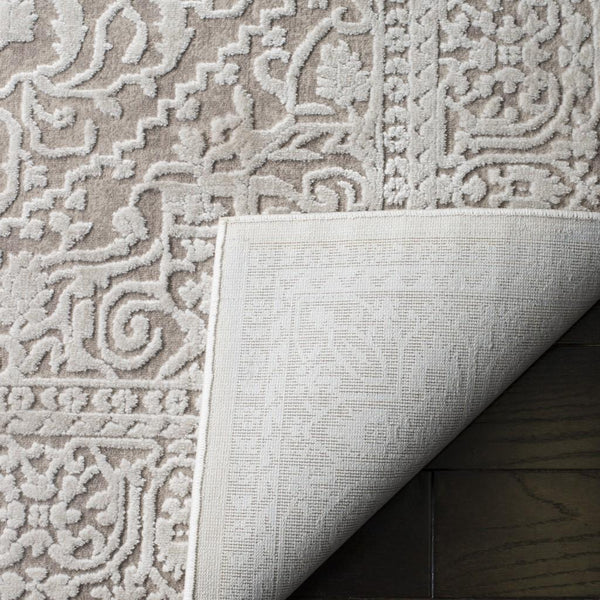 Safavieh Reflection 670 Power Loomed 60% Polyester/40% Polypropylene Rug RFT670A-210