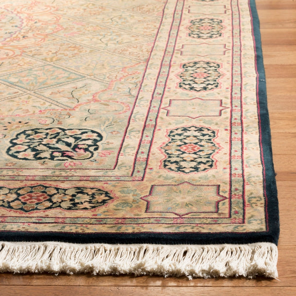 Safavieh RK22 Rug