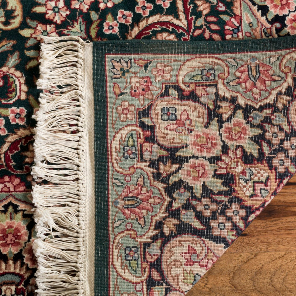 Safavieh RK3 Rug