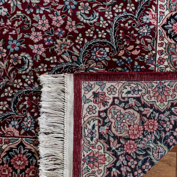 Safavieh RK3 Rug
