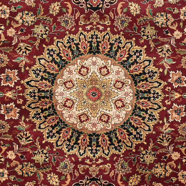Safavieh Royal RK820 Rug