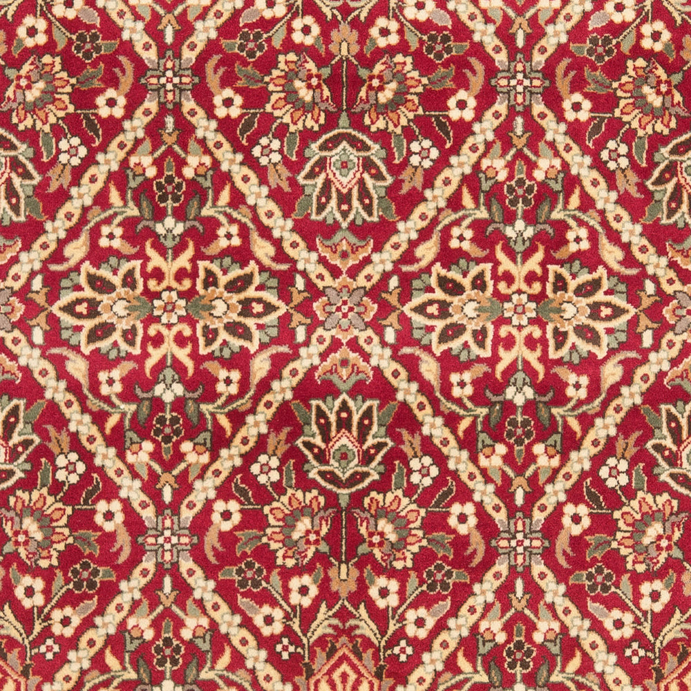 Safavieh RK9 Rug
