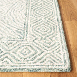 Safavieh Roslyn 351 Handtufted 100% Wool Rug Green / Blue ROS351J-9