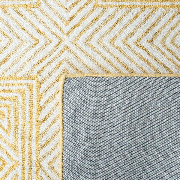 Safavieh Roslyn 352 Handtufted 100% Wool Rug Yellow / Ivory ROS352C-9
