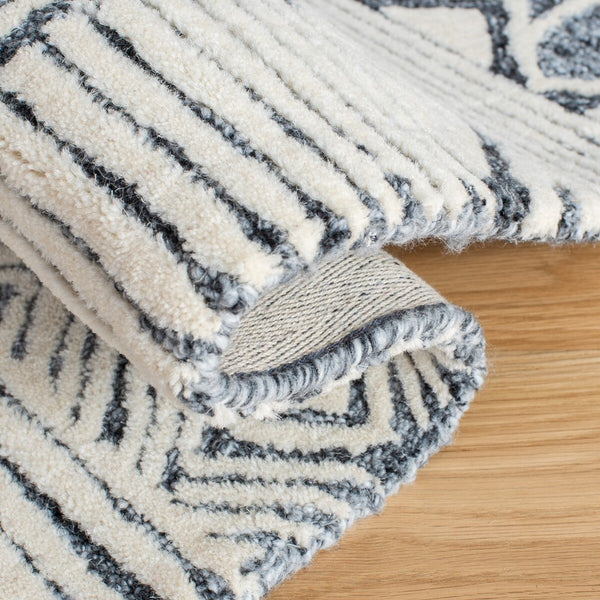 Roslyn Handtufted Bohemian Rug - Luxurious 60% Wool and 40% Pet Yarn for Cozy Home Décor Style