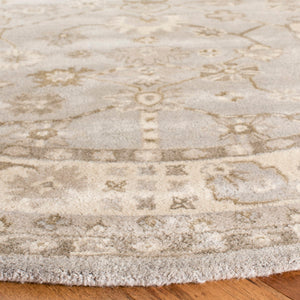 Safavieh Royalty ROY633 Hand Tufted Rug