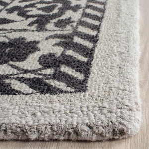 Safavieh Restoration Vintage 102 Hand Tufted Wool Rug RVT102H-3