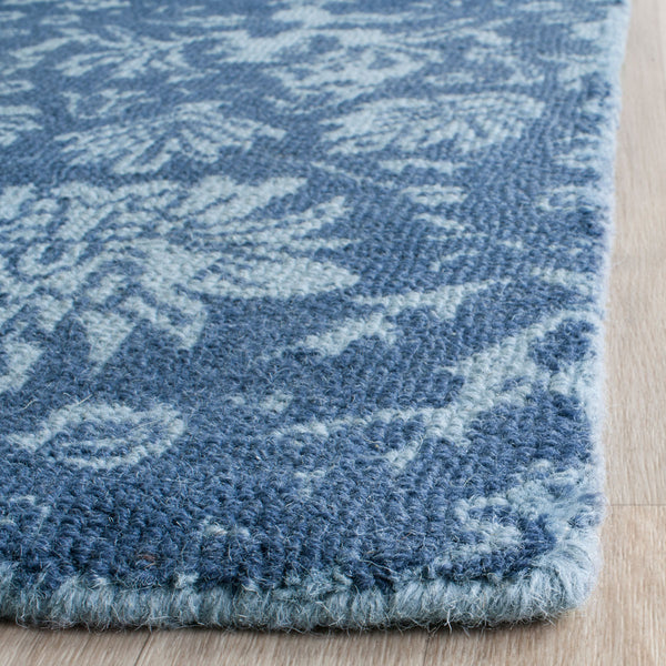 Safavieh Restoration Vintage 104 Hand Tufted Wool Rug RVT104E-3