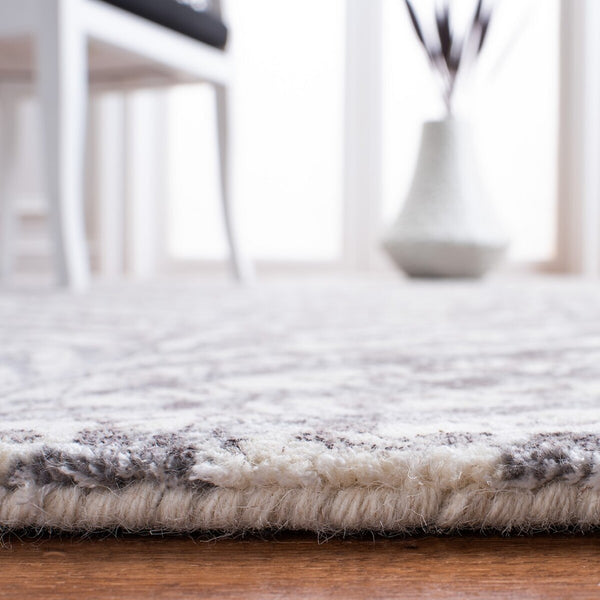 Safavieh Restoration Vintage 115 Hand Tufted 50% Wool and 50% Viscose Pile Rug RVT115F-8