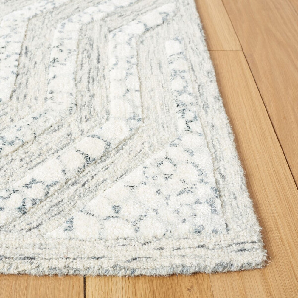 Safavieh Restoration Vintage 119 Hand Tufted 50% Wool and 50% Viscose Pile Rug RVT119H-8