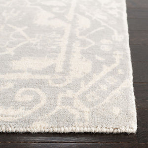 Safavieh Restoration Vintage 532 Hand Tufted Wool Rug RVT532B-26