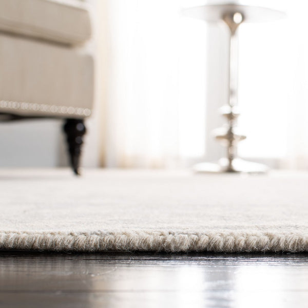 Safavieh Restoration Vintage 532 Hand Tufted Wool Rug RVT532B-26
