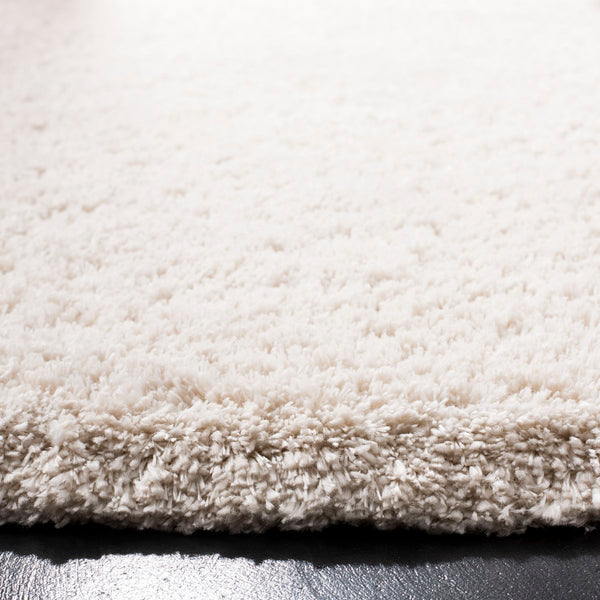 Safavieh Royal RYG365 Power Loomed Rug