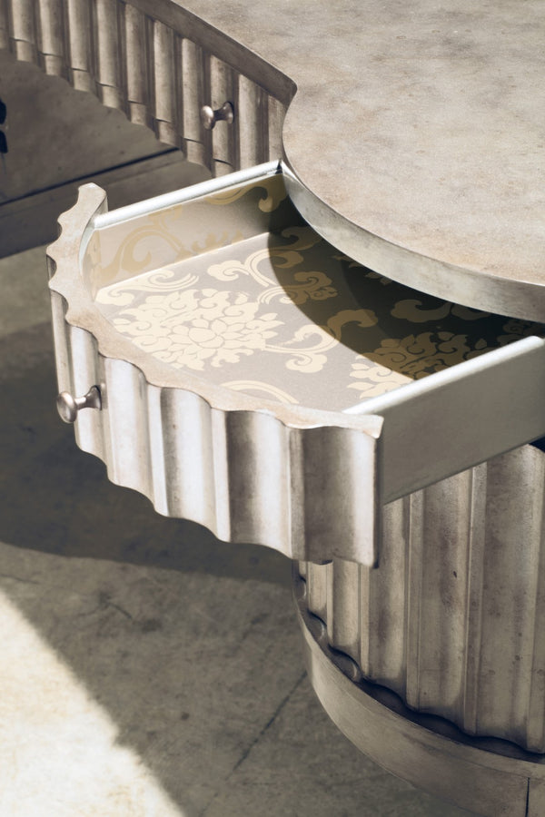 Hooker Furniture Melange Transitional Fluted Kidney Desk in Poplar Solids 638-10006