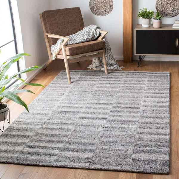 Abstract Hand Tufted Rectangle Rug - Luxurious Wool Blend, Soft Pile Height, Stylish Home Accent