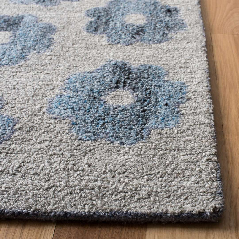 Abstract Hand Tufted Rug in Luxurious Wool & Viscose - Elegant Rectangle Design for Any Space