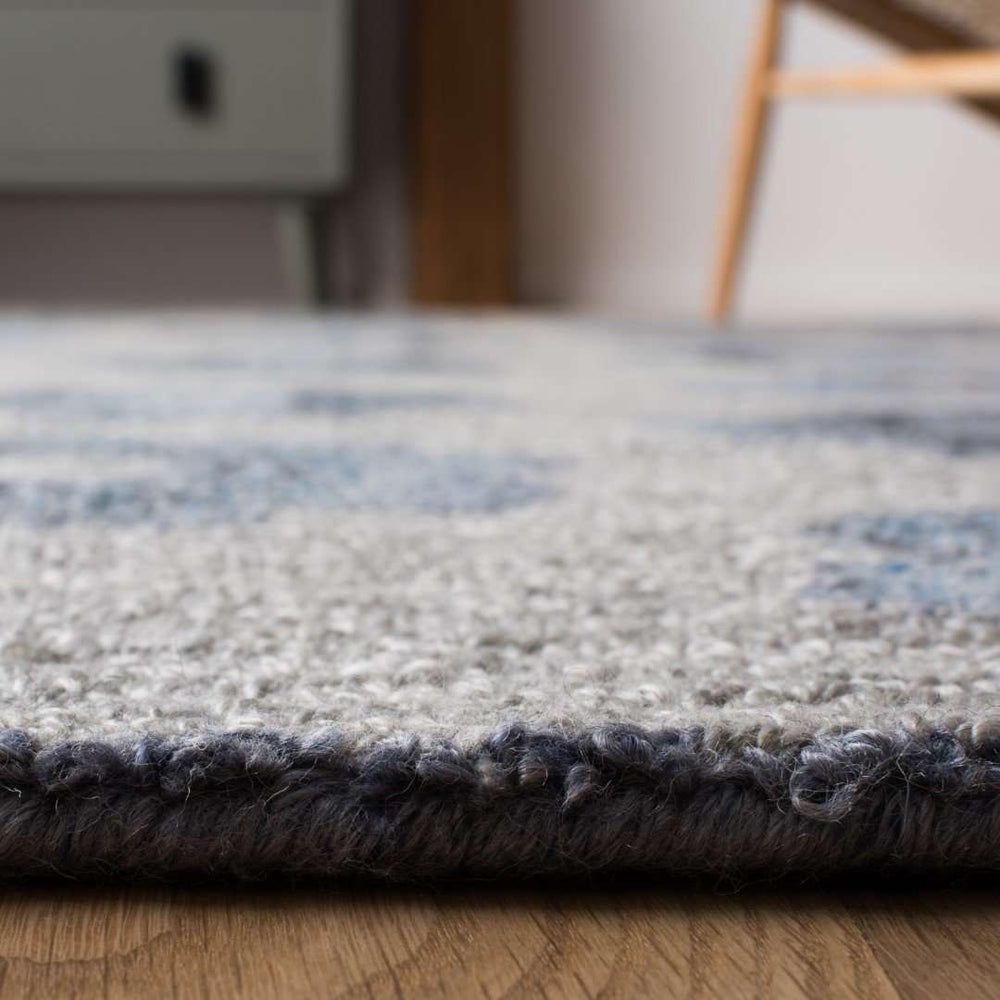 Abstract Hand Tufted Rug in Luxurious Wool & Viscose - Elegant Rectangle Design for Any Space