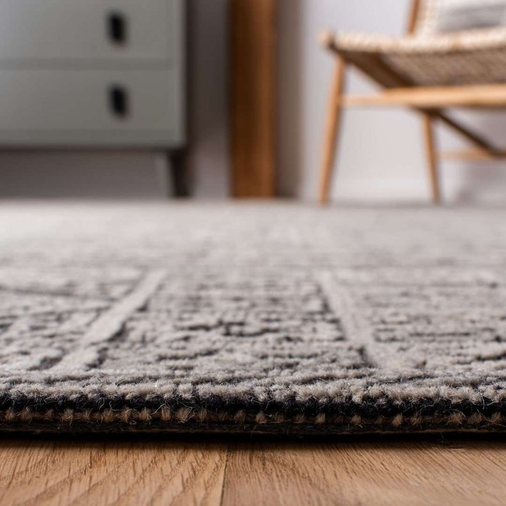 Abstract Hand Tufted Wool Rug from India - Luxurious Rectangle Design for Elegant Home Décor