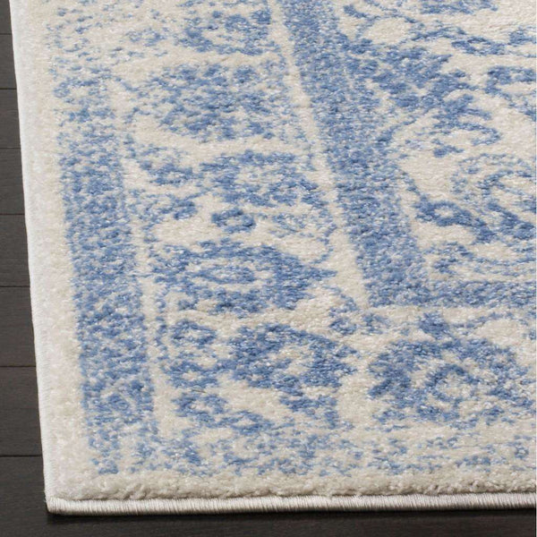 Adirondack Chic Power Loomed Rug - Global-Inspired Design with Easy-Care Polypropylene Material