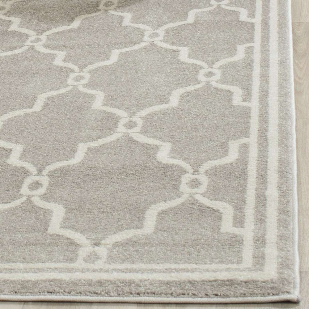 Amherst All-Weather Rug by Safavieh – Stylish, Durable, Indoor-Outdoor Solution for Any Space
