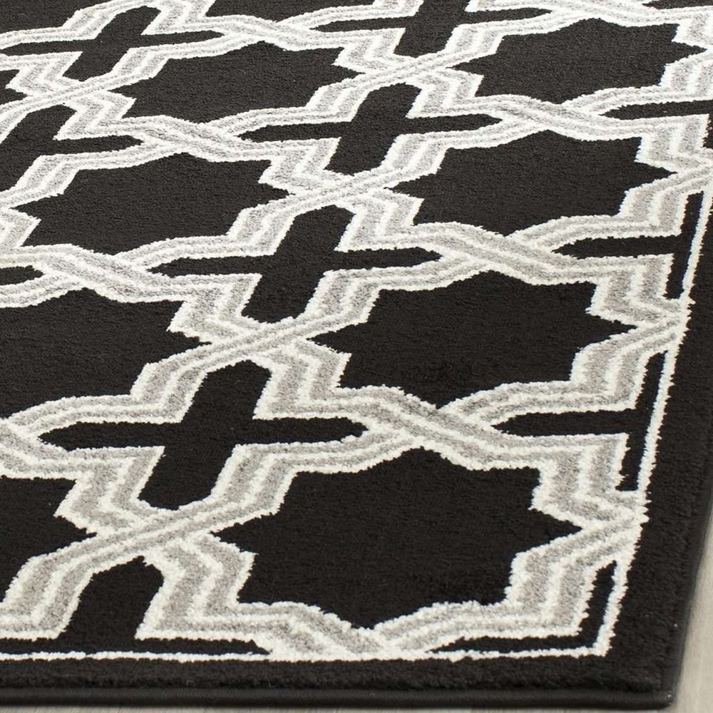 Amherst All-Weather Rug by Safavieh - Stylish Indoor/Outdoor Décor for Lasting Elegance and Durability