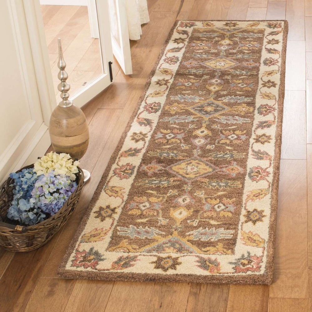 Antiquity Hand Tufted Rug - Elegant 19th Century Persian Design in Premium Wool for Timeless Style