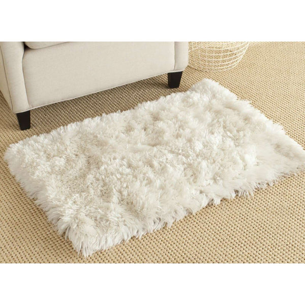 Arctic Hand-Tufted Shag Rug – Luxurious Beige Centerpiece for Rustic and Contemporary Décor