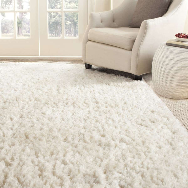 Arctic Hand-Tufted Shag Rug – Luxurious Beige Centerpiece for Rustic and Contemporary Décor