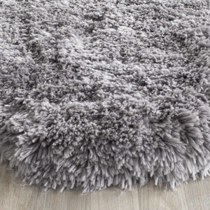 Arctic Hand-Tufted Shag Rug – Luxurious Beige Centerpiece for Rustic and Contemporary Décor