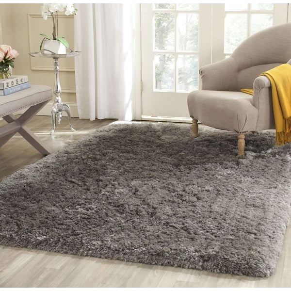 Arctic Hand-Tufted Shag Rug – Luxurious Beige Centerpiece for Rustic and Contemporary Décor