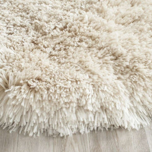 Arctic Hand-Tufted Shag Rug – Luxurious Beige Centerpiece for Rustic and Contemporary Décor