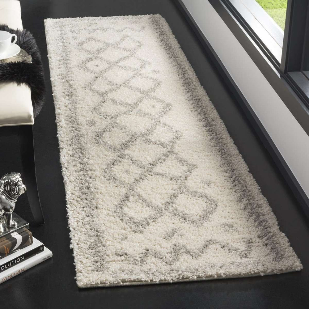 Arizona ASG749 Power Loomed Rug - Luxurious 30mm Pile Height, Durable Polypropylene for Stylish Spaces