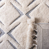 Safavieh Sahara SAH454 Hand Tufted Rug