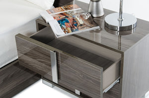 VIG Furniture Modrest San Marino Modern Grey Nightstand VGACSANMARINO-NS-GRY