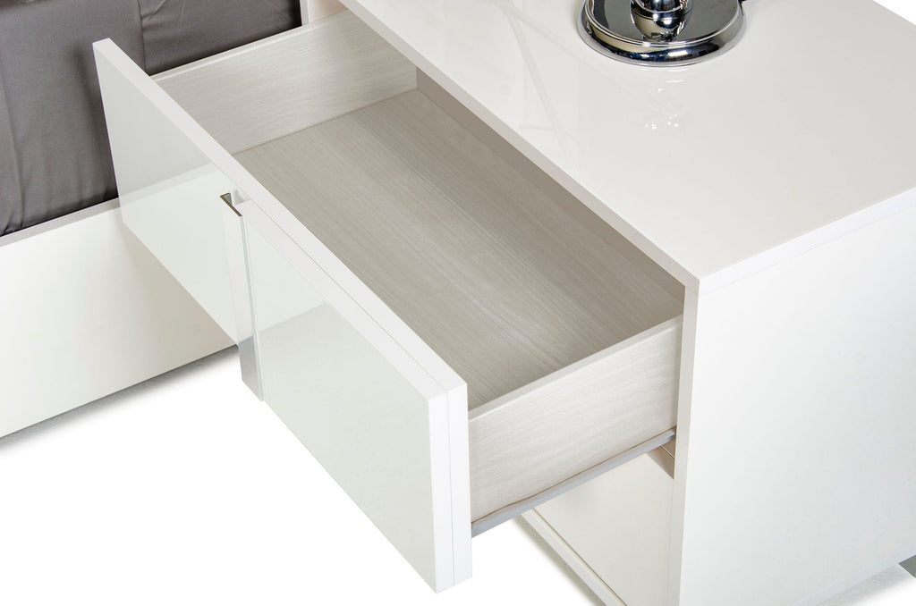 VIG Furniture Modrest San Marino Modern White Nightstand VGACSANMARINO-NS-WHT